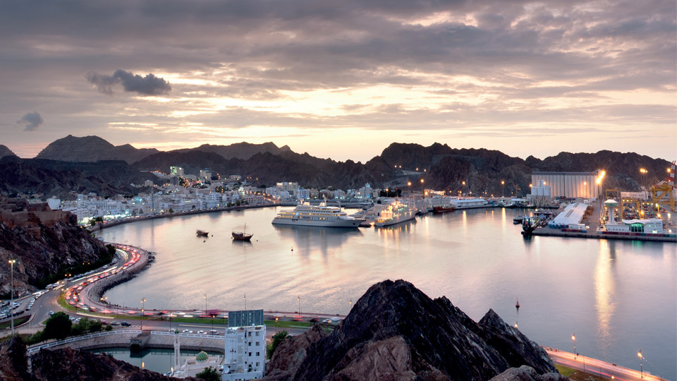 السلطنة تحقق ستة مراكز متقدمة في مؤشرات تقرير التنافسية العالمية لعام 2017/2018