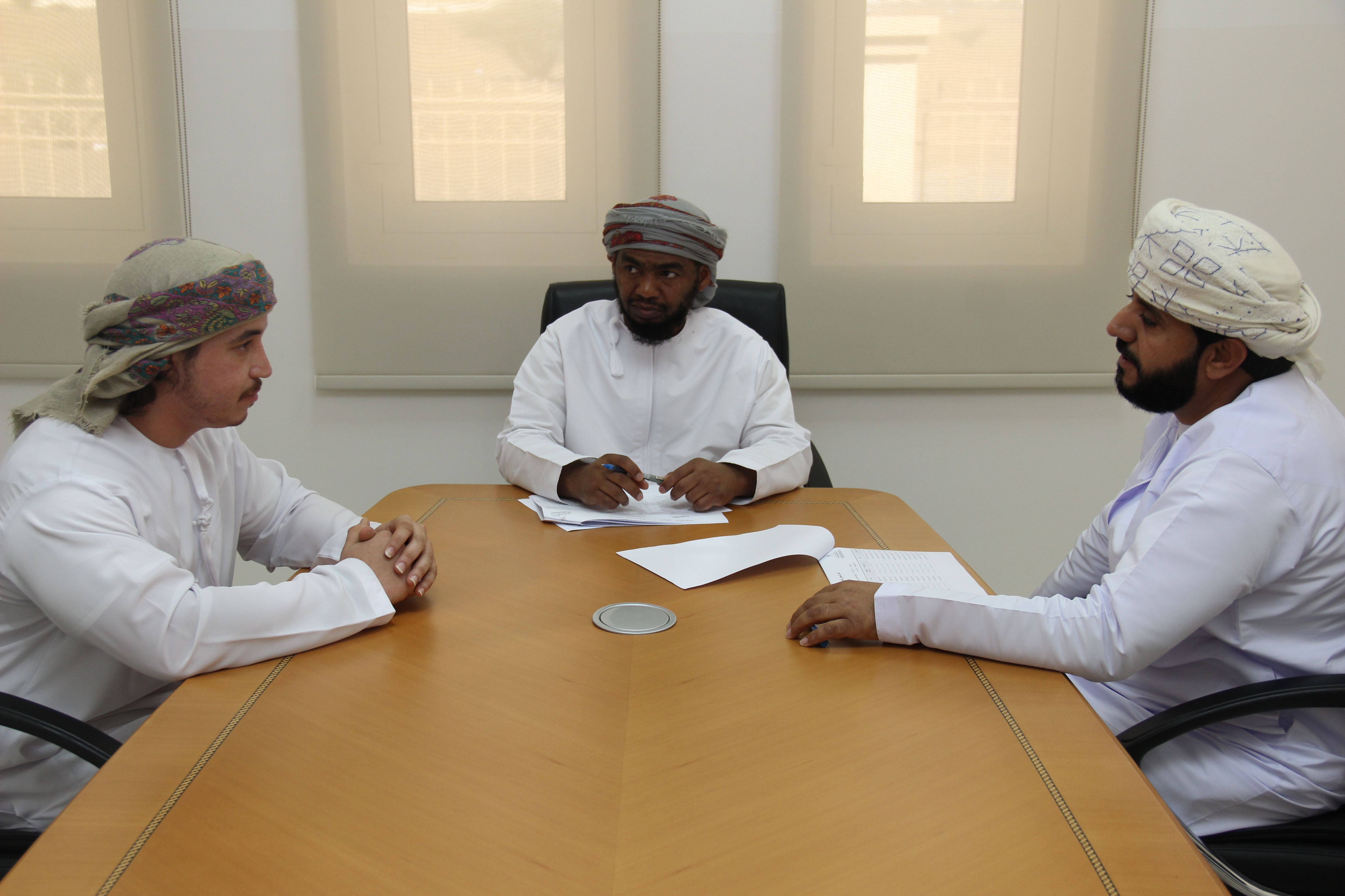 استدعاء أكثر من 800 باحث عن عمل اليوم