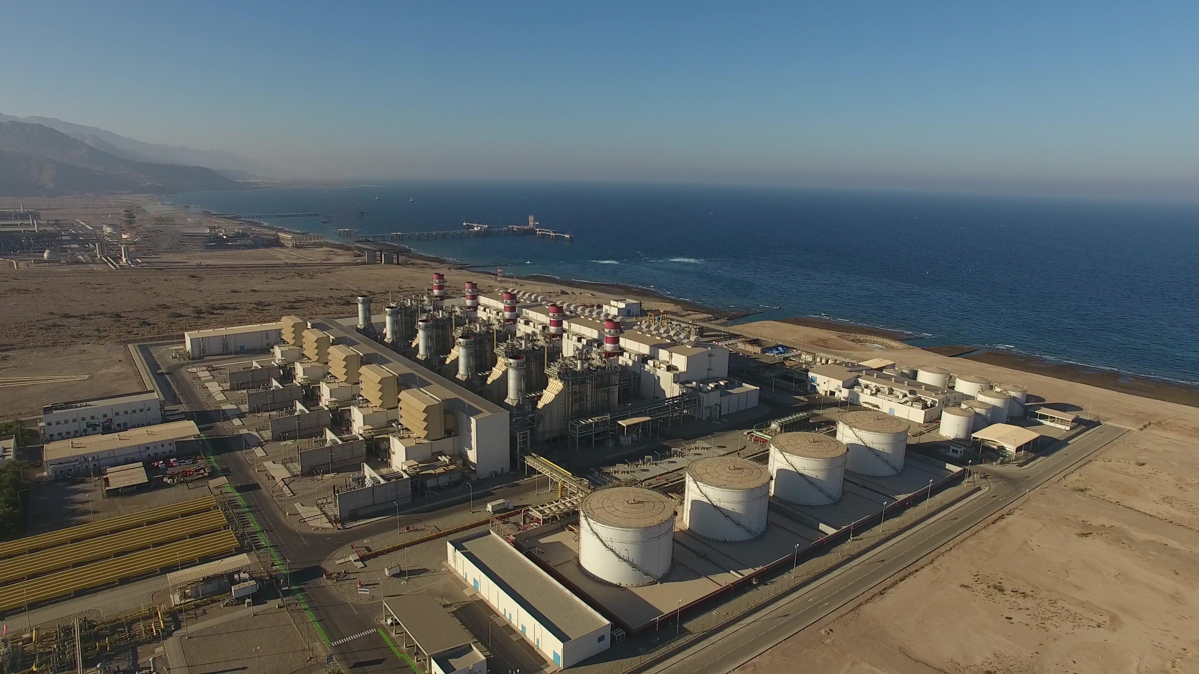 جملة إيرادات المالية العامة للسلطنة ترتفع بنسبة 4ر24 بالمائة