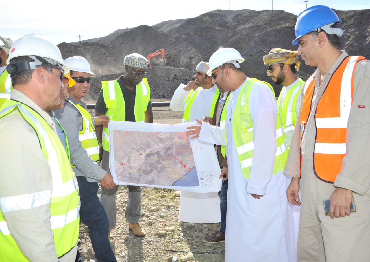 ” ديم ” تنظم زيارة ميدانية لوسائل الإعلام لولاية صحار