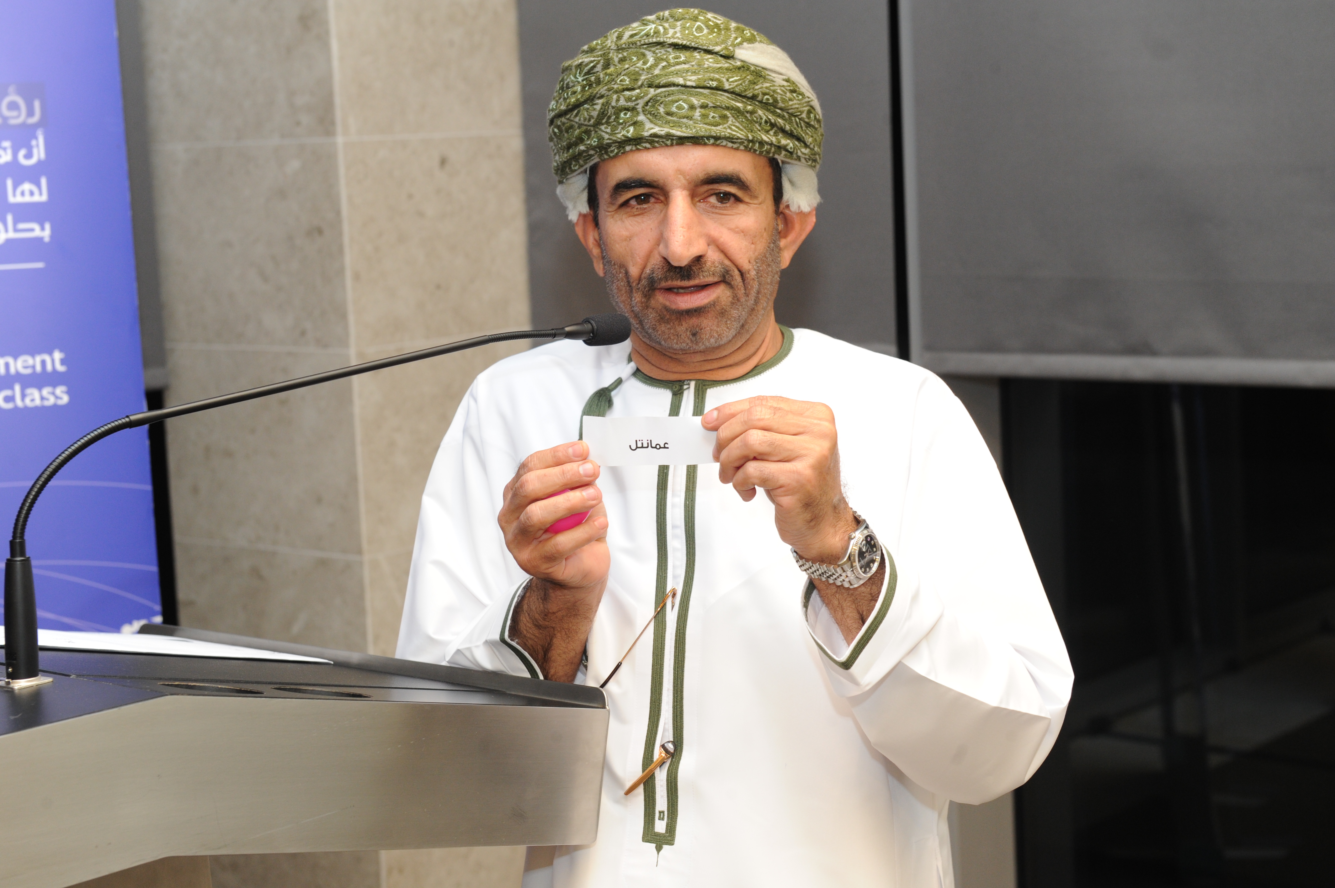 قريباً الإعلان عن الترخيص للمشغل الثالث للاتصالات المتنقلة في السلطنة