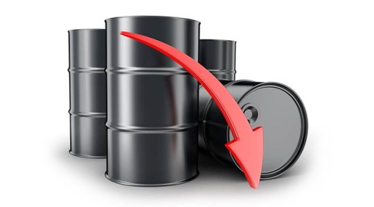 سعر نفط عمان ينخفض إلى أقل من 60 دولاراً