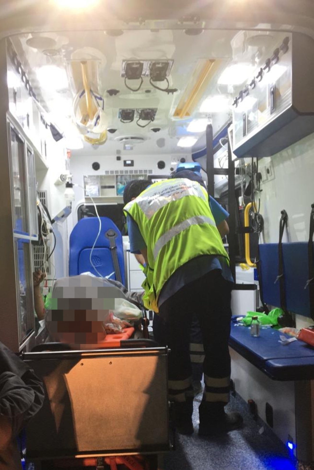 إنقاذ مواطن ذي 65 عاماً إثر سقوطه من أحد الجبال