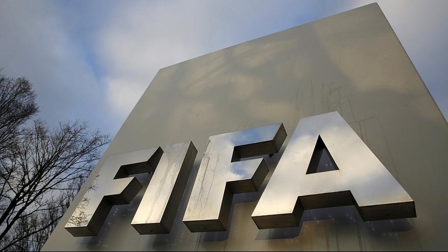 الفيفا يدرس مشاركة السلطنة والكويت لقطر في استضافة كأس العالم 2022