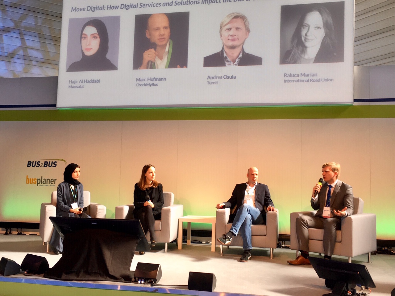 عُمانية من أسرة “مواصلات” تشارك كأصغر متحدثة في مؤتمر عالمي