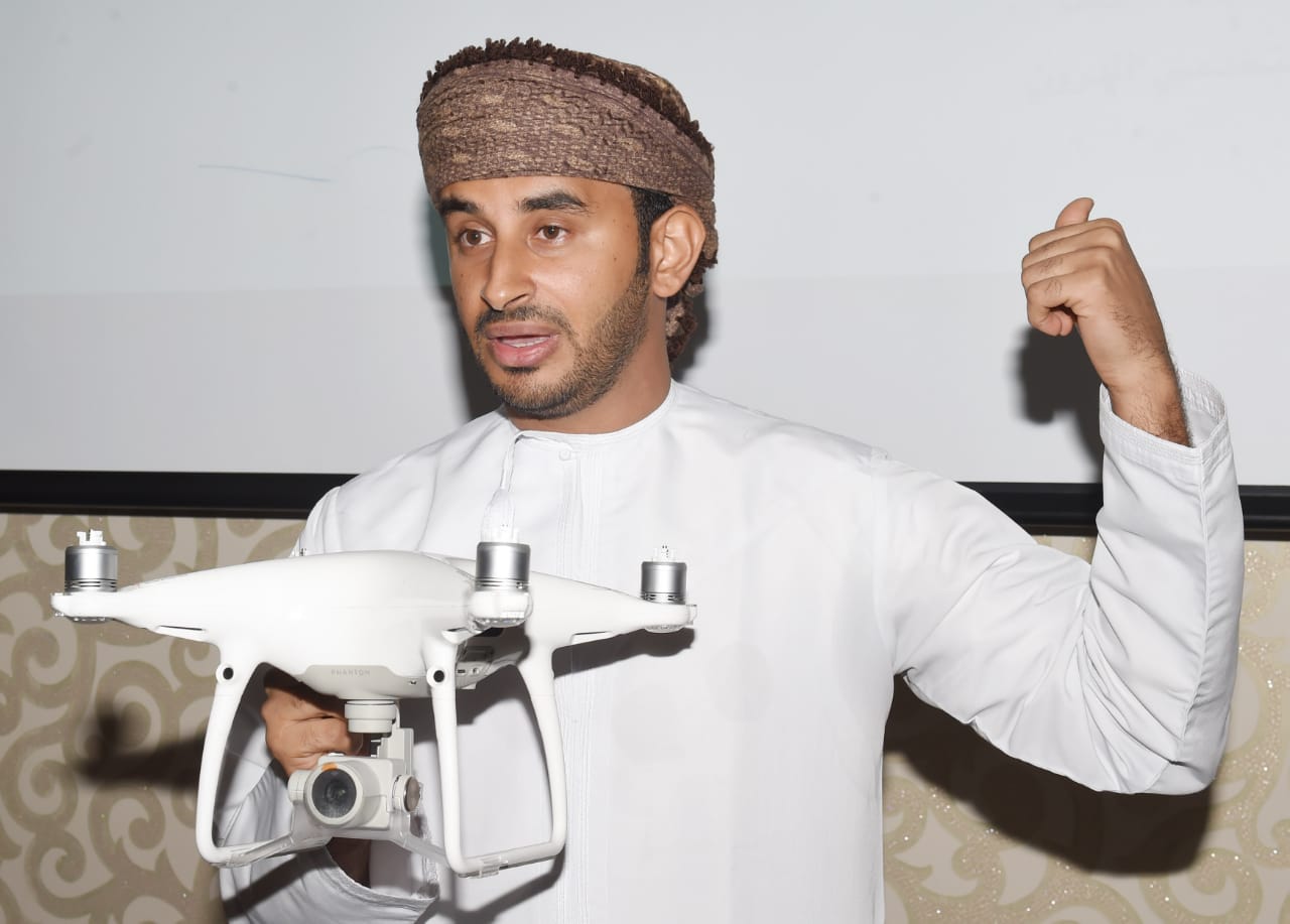 جمعية الصحفيين تدشن ملتقى صحافة السلام بدورة متقدمة للمصورين