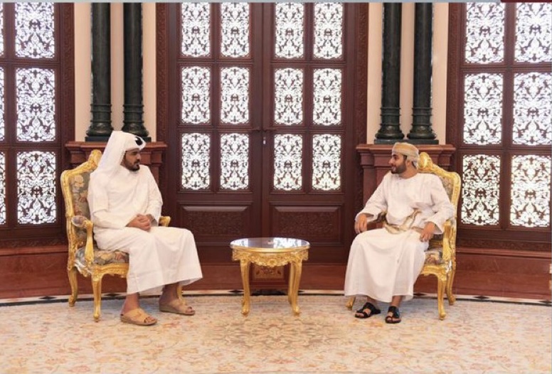 صاحب السمو السيد ذي يزن بن هيثم يلتقي برئيس اللجنة الأولمبية القطرية