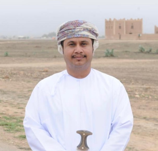 المحامي أحمد الشنفري لـ شؤون عُمانية: تعيين “ولي العهد” يقود السلطنة لمستقبل أفضل ويزيد من فرص الاستثمار