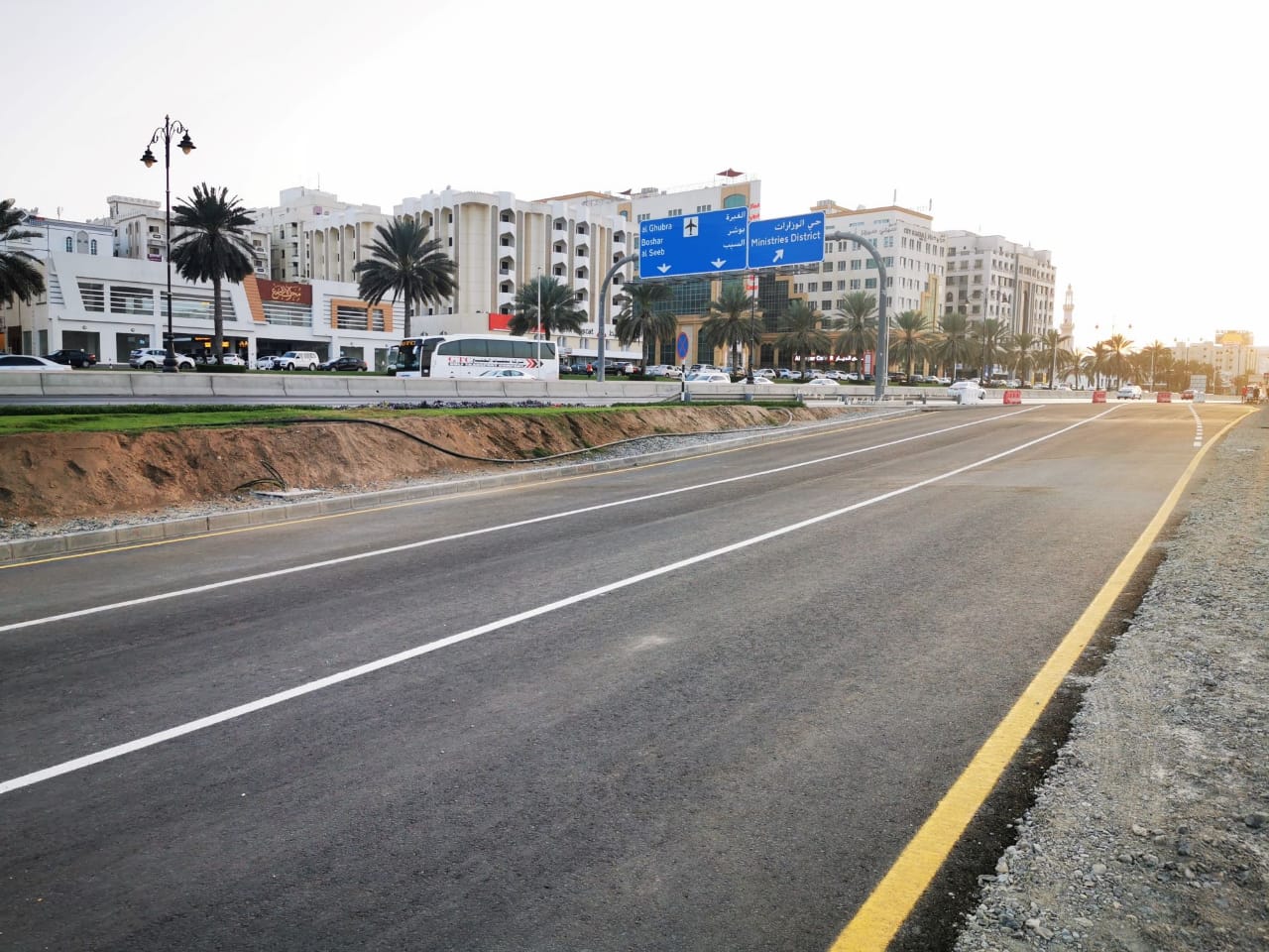 بلدية مسقط تشارف على الانتهاء من مشروع تصريف مياه الأمطار