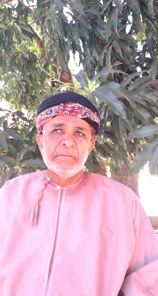 قصة مواطن في ضلكوت يهتم بزراعة الأشجار المثمرة والعلاجية