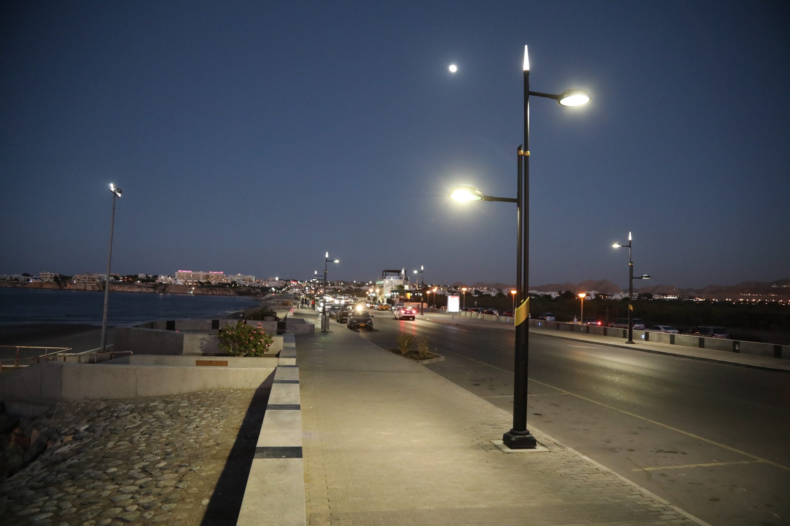 بإجمالي 17 ألف فانوس.. استكمال المرحلة الثانية لاستبدال الإنارة الحالية بـ”LED”