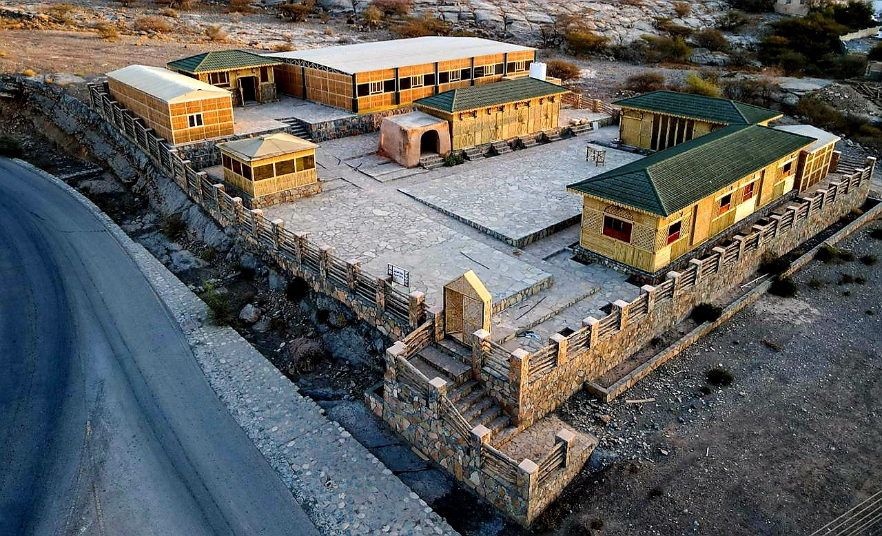 بتكلفة 100 ألف ريال.. اكتمال إنشاء القرية الحرفية بولاية الحمراء