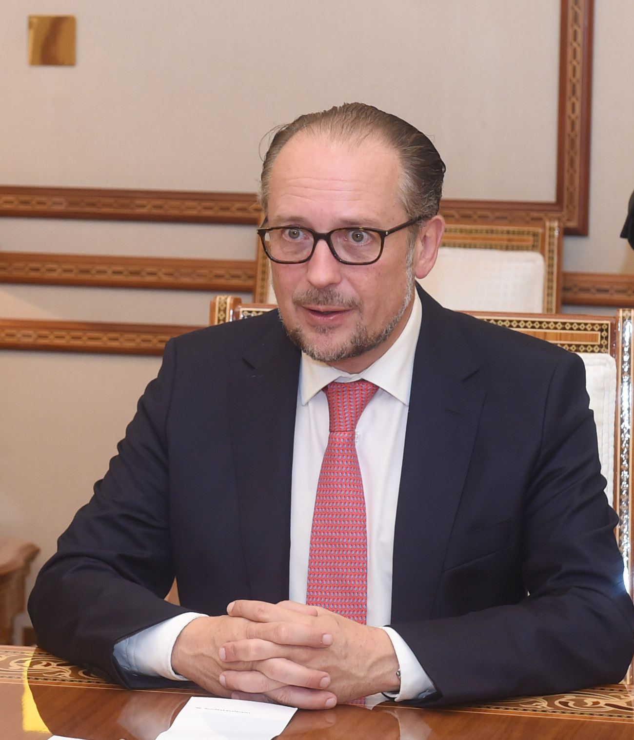 مسؤول أوروبي: السلطنة تقوم بدور مهم في حل النزاعات الإقليمية