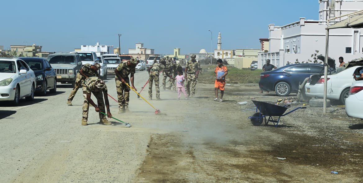 عائشة عبدالله المجعلي تكتب: عماننا عظيمة بشعبها العظيم