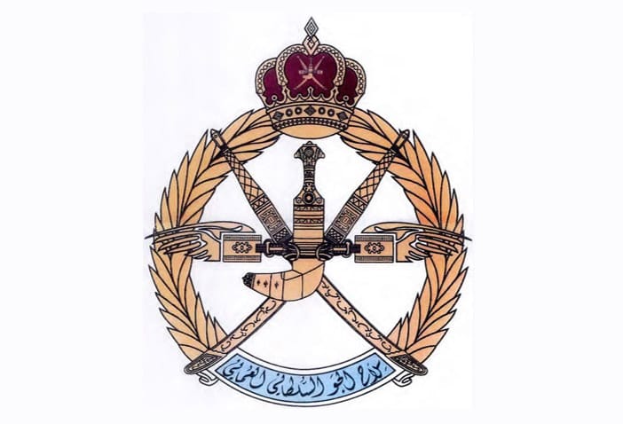 إجلاء طبي لمصاب من الجالية الهندية من مسندم إلى مسقط