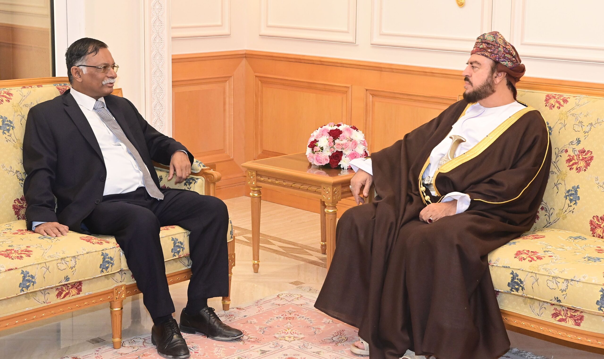 سمو السيد أسعد بن طارق يودّع سفيري بنجلاديش واليابان