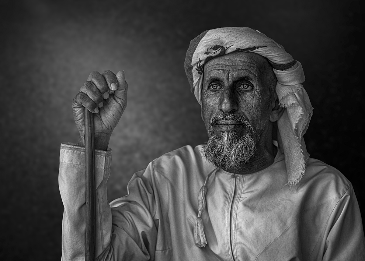 سلطنة عمان تفوز بكأس العالم لمسابقة “بينالي الشباب الدولي للتصوير الضوئي”