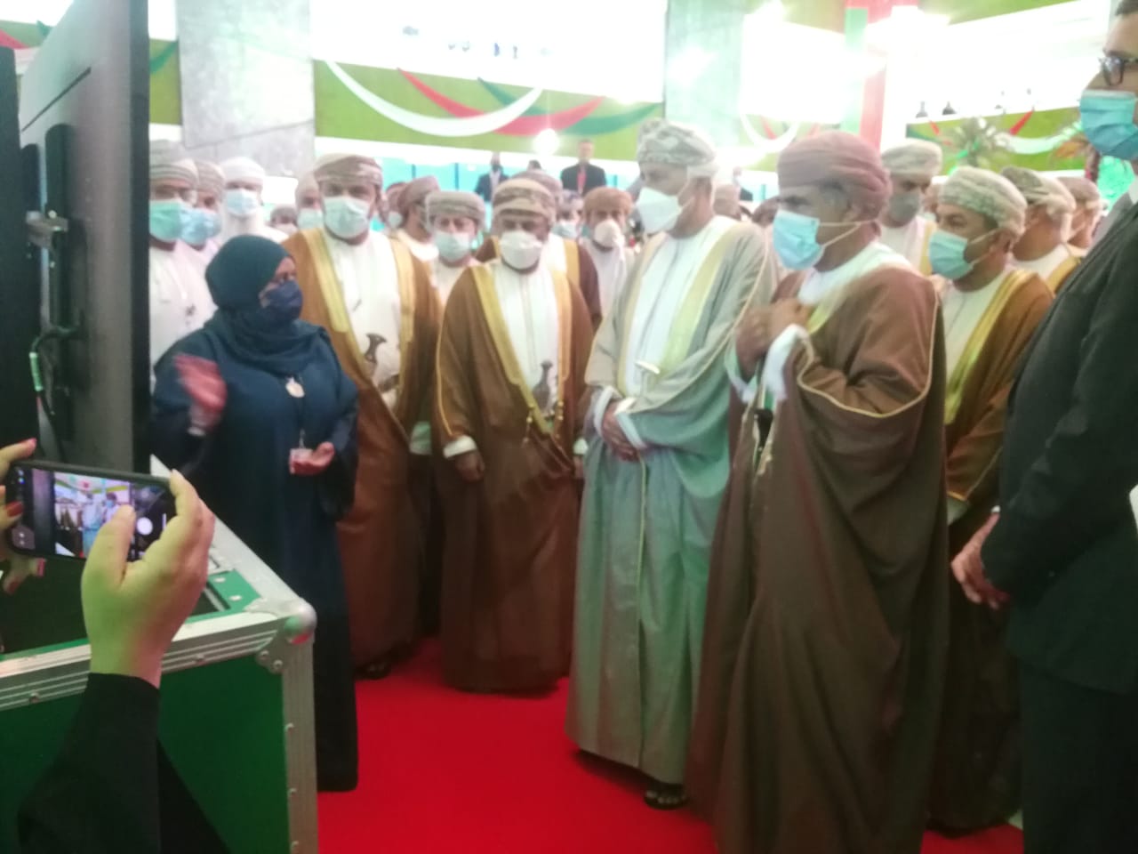 سمو السيد شهاب بن طارق: نفخر بدور الشباب العماني في مشروع “جبال خف”