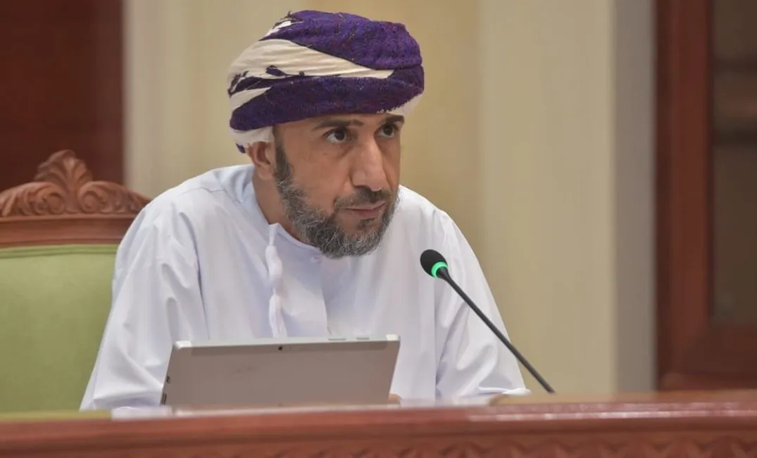 “العبري”: هناك 90 حالة مشتبه بإصابتها بمتحور “أوميكرون”