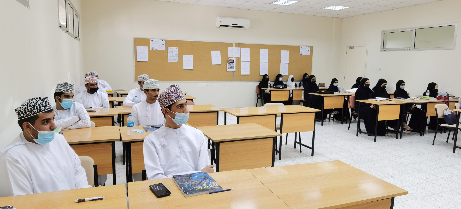 “التقنية والعلوم التطبيقية بصحار” تعتمد 60 برنامجا تدريبيا في هذه المجالات