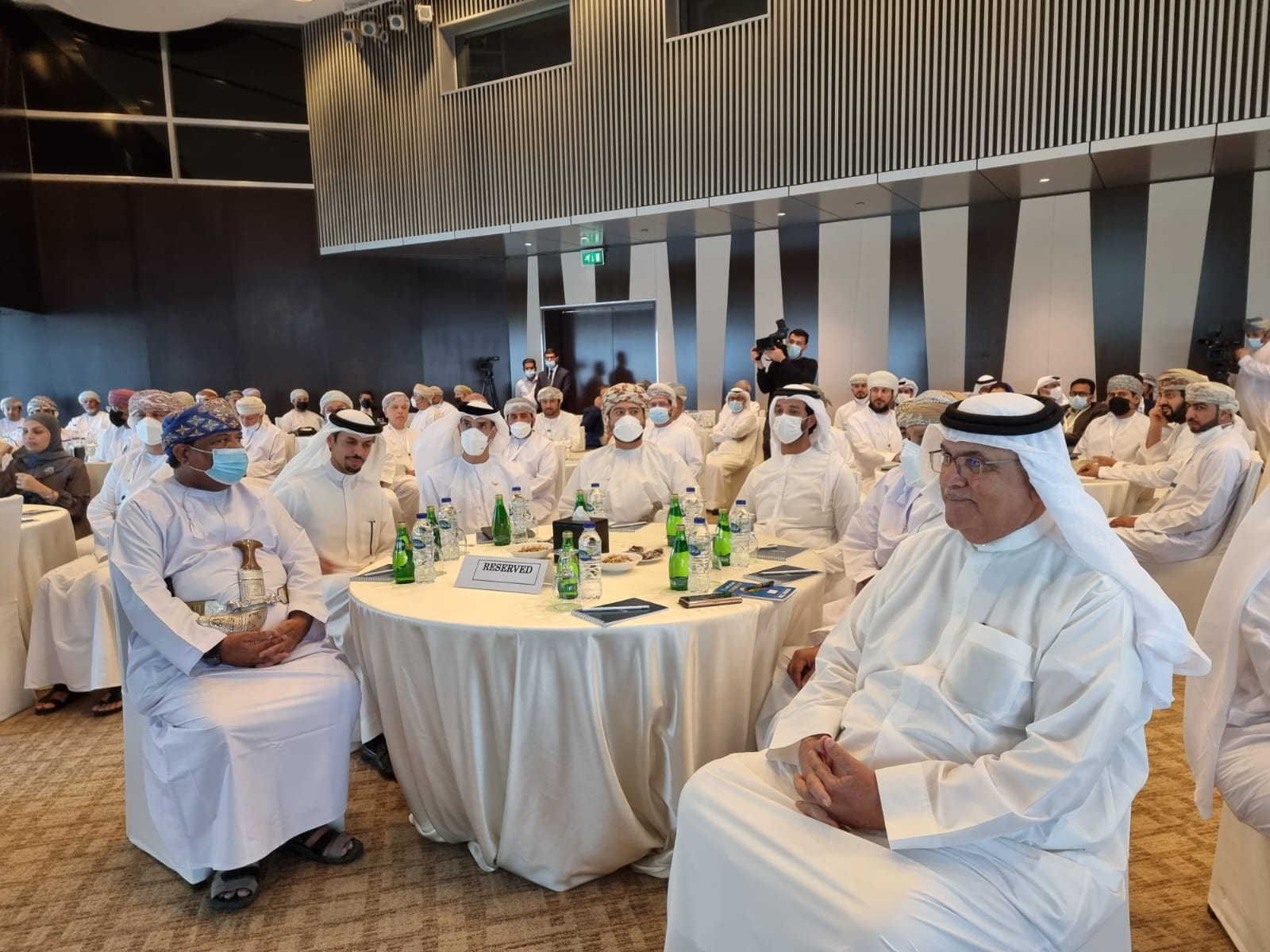 بدء أعمال الملتقى الاقتصادي العماني الإماراتي الثاني