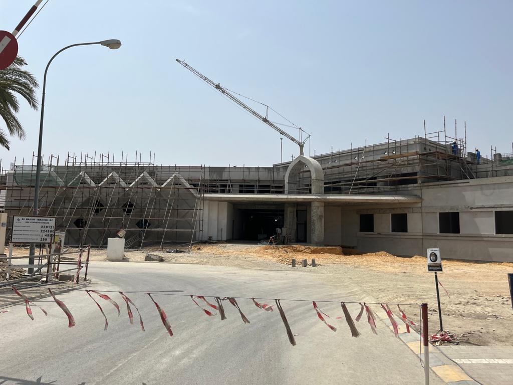 إنجاز 70% من الأعمال الإنشائية بمركز التعافي الجديد في العامرات