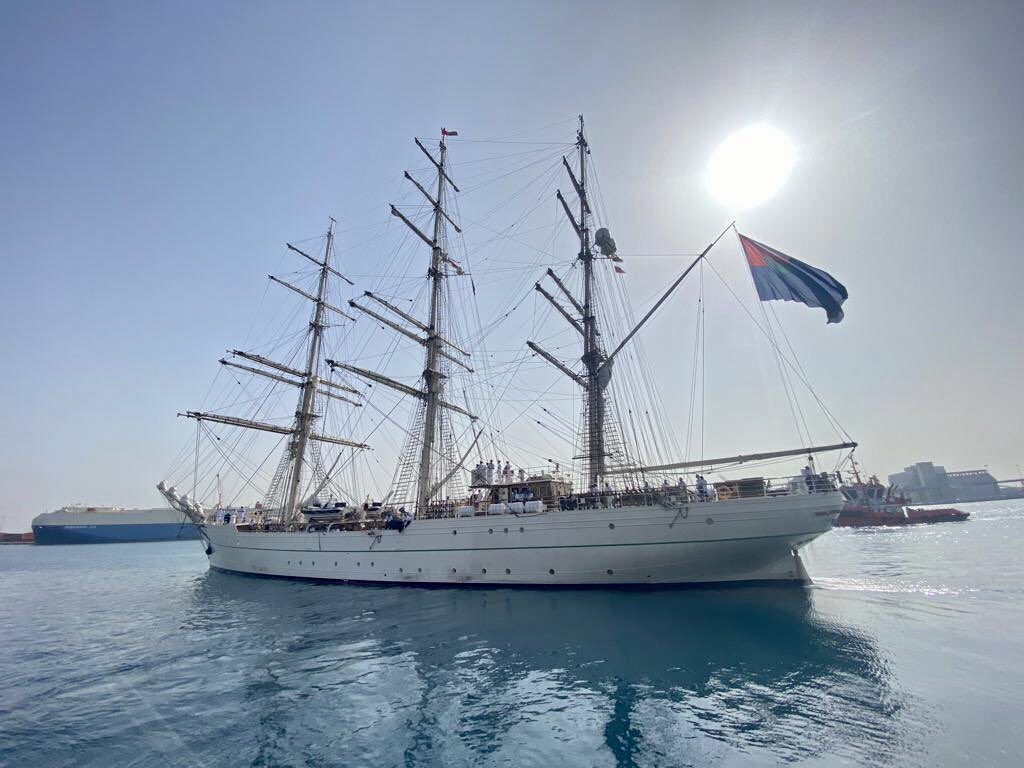 سفينة شباب عمان الثانية تبحر نحو قناة السويس