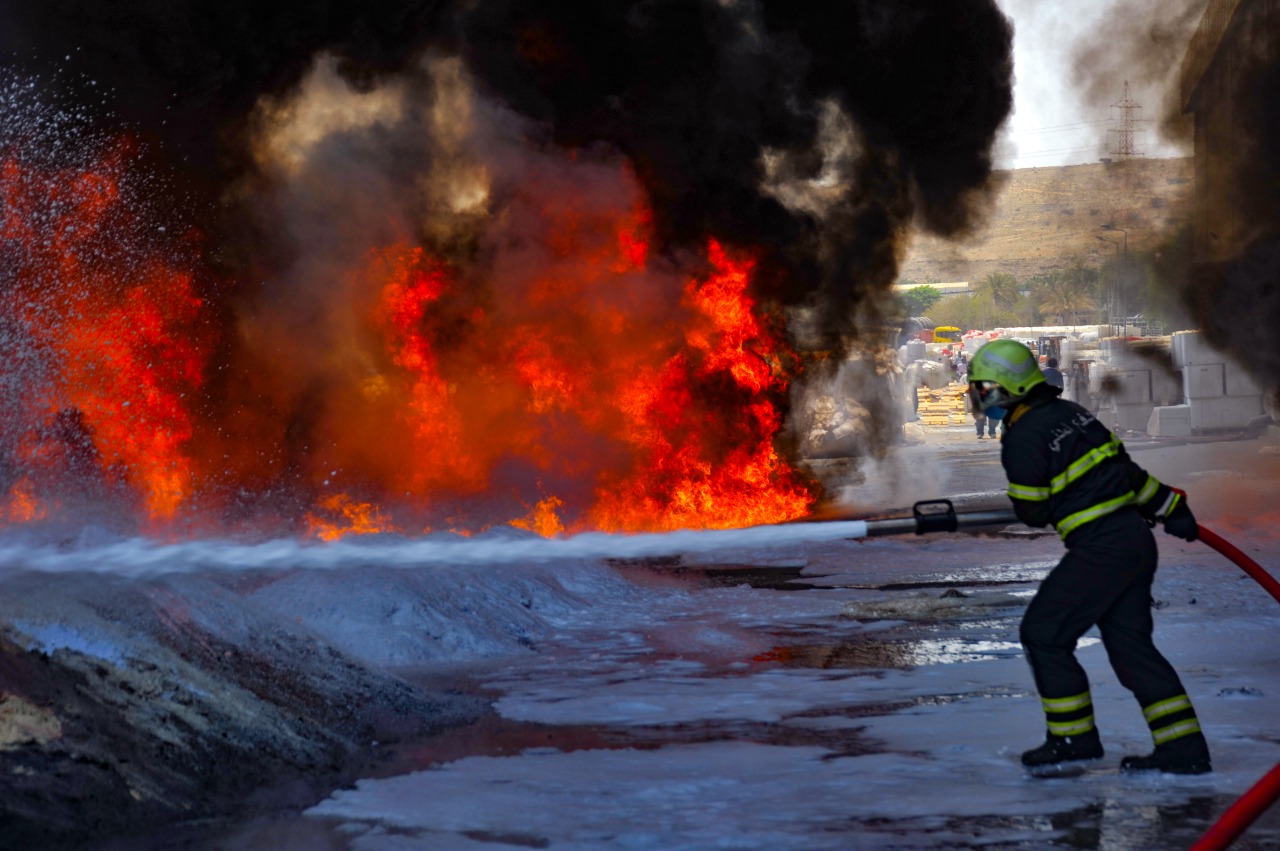 “الدفاع المدني”: التعامل مع  65 حادث حريق خلال 2021 ويجب اتباع الآتي