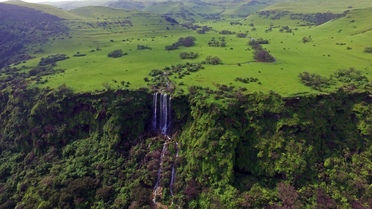 بدء موسم الخريف السياحي في ظفار.. هكذا استعدت المحافظة لاستقبال الزائرين
