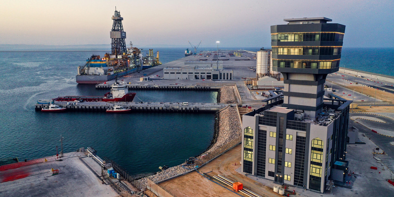 ميناء الدقم: تركيب رافعات جديدة ستكون علامة فارقة في مناولة الحاويات