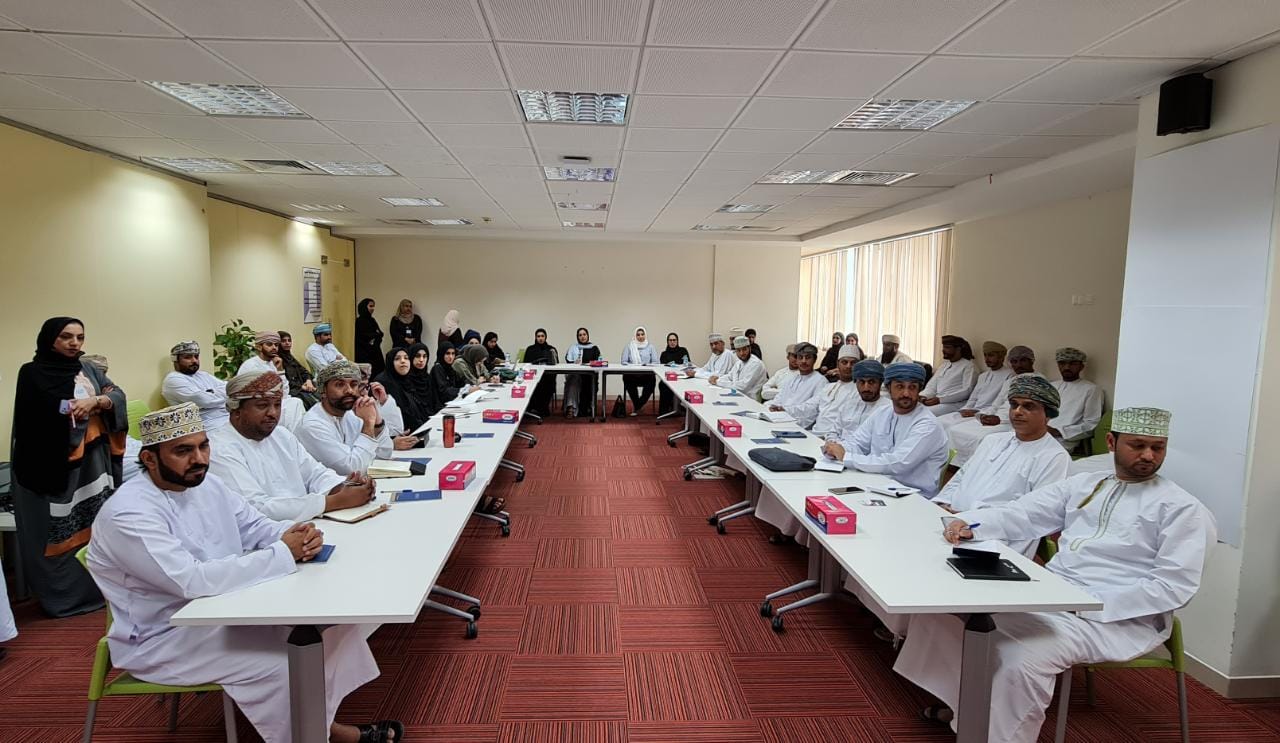 “سوق المال”: إعداد وثيقة موحدة لتأمين مشاريع أصحاب المؤسسات الصغيرة والمتوسطة