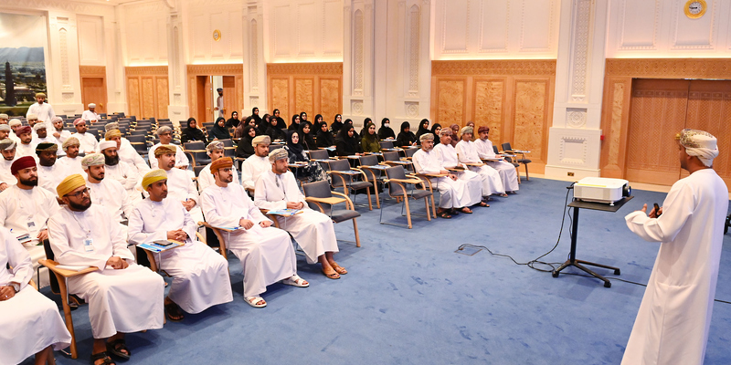 برنامج تدريبي لتعزيز الشراكة المؤسسية ورفع كفاءة استخدام الموارد