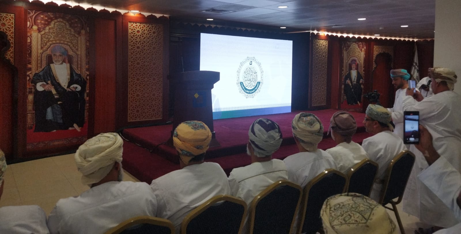 تدشين شعار جائزة الإبداع الأدبي لطلبة المدارس