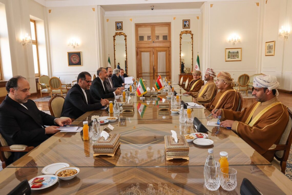 مباحثات عمانية إيرانية لتنمية المصالح المتبادلة ودعم جهود الاستقرار