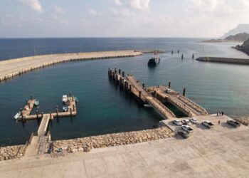 بتوجيهٍ سامٍ.. عدد من المسؤولين يزورون مشروعات بولاية شليم وجزر الحلانيات