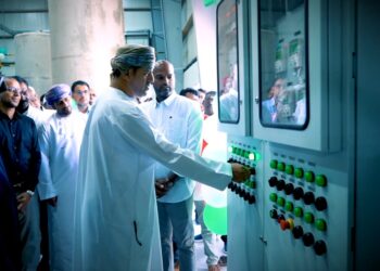 افتتاح أول وحدة لتكرير زيت السمك للاستخدام الآدمي في الدقم