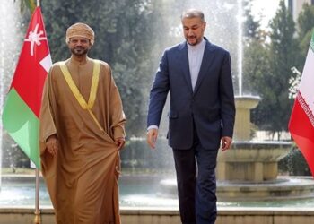 السيد وزير الخارجية يصل طهران اليوم