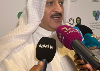 وزير الصحة الكويتي يشيد بدور سلطنة عمان الدولي في مجال الصحة