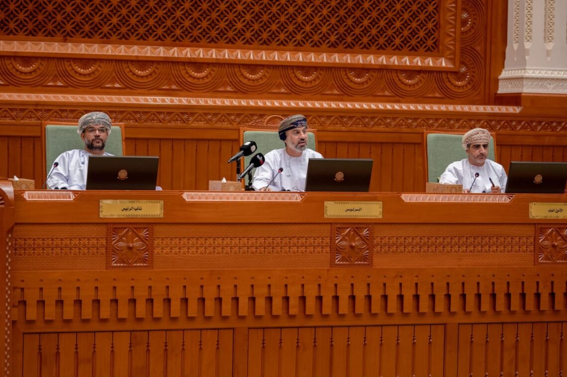 مجلس الشورى يحيط أعضاءه بوصول مشروع قانون العمل