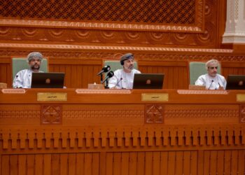 مجلس الشورى يحيط أعضاءه بوصول مشروع قانون العمل