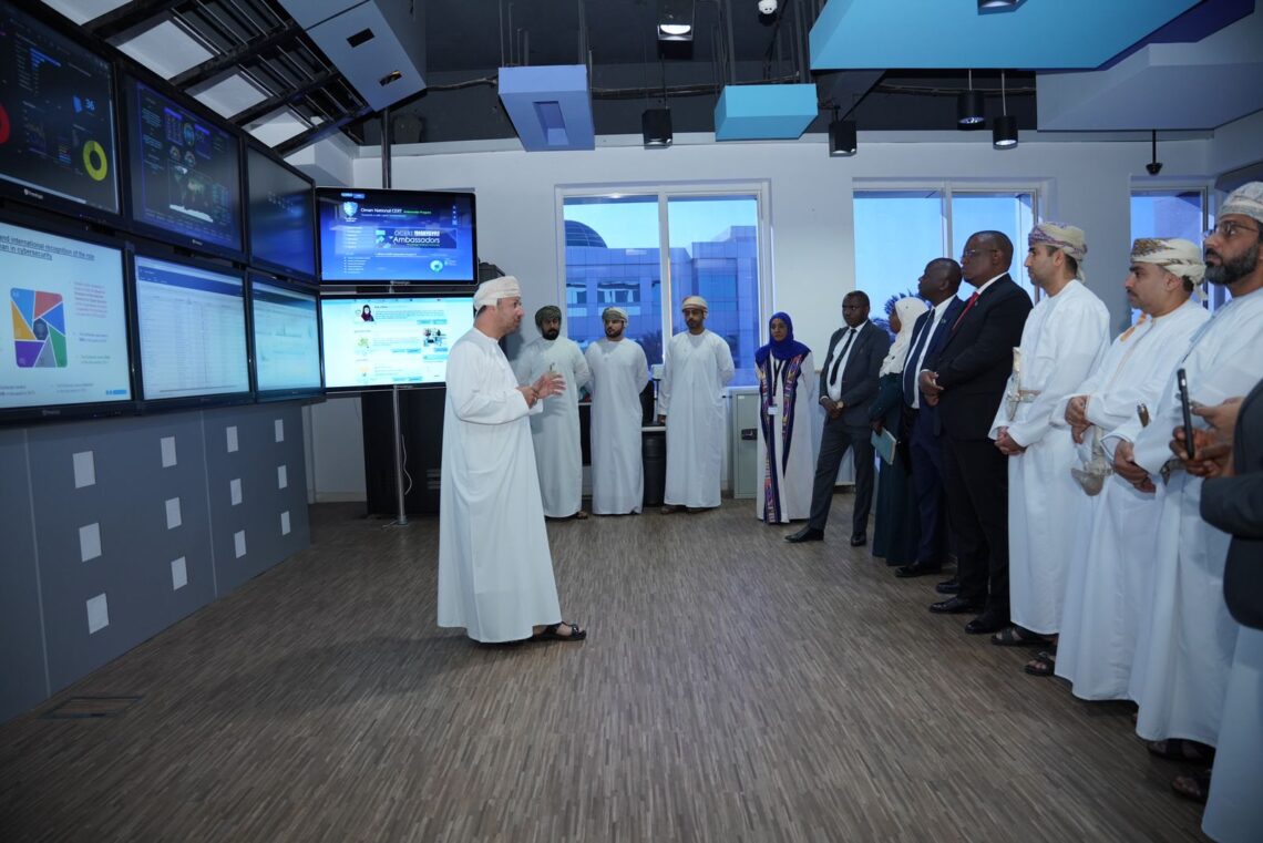 وفد تنزاني يطلع على تجربة سلطنة عُمان في مجال الاتصالات وتقنية المعلومات