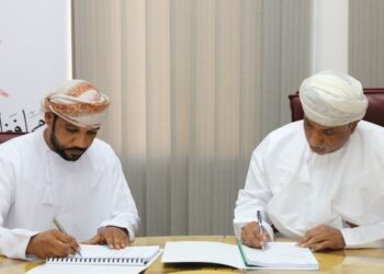 توقيع 4 اتفاقيات لتنفيذ مشروعات تنموية في الظاهرة