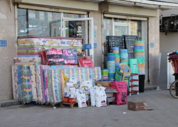 جهود متواصلة لـ”بلدية مسقط” في متابعة الأسواق والأنشطة التجارية