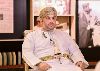 محافظ ظفار يتحدث عن تنفيذ مشروعات تنموية خلال الفترة المقبلة