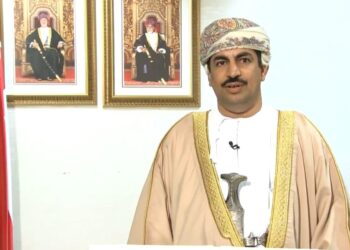 “الحراصي”: سلطنة عمان تؤمن بدور الإعلام في نشر التفاهم الدولي