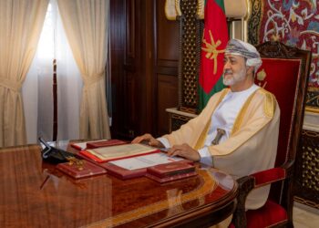 جلالة السلطان يوجه بتنفيذ مشروعات تنموية إضافية