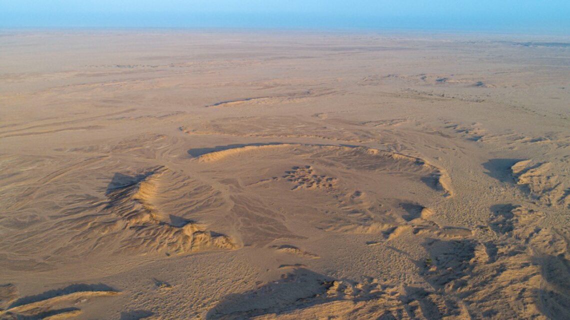 اكتشاف فوّهة نيزكية هائلة في محوت