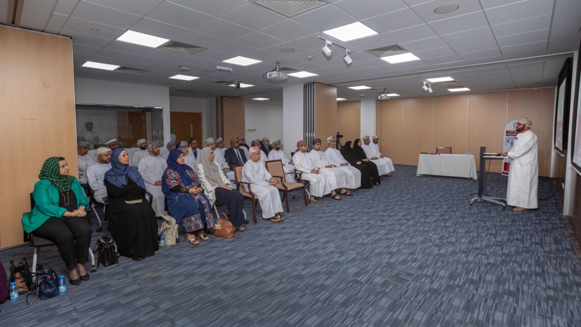 وزير الصحة يستعرض المبادرات الإبداعية في “منتدى الابتكار الصحي”