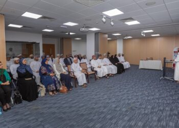 وزير الصحة يستعرض المبادرات الإبداعية في “منتدى الابتكار الصحي”
