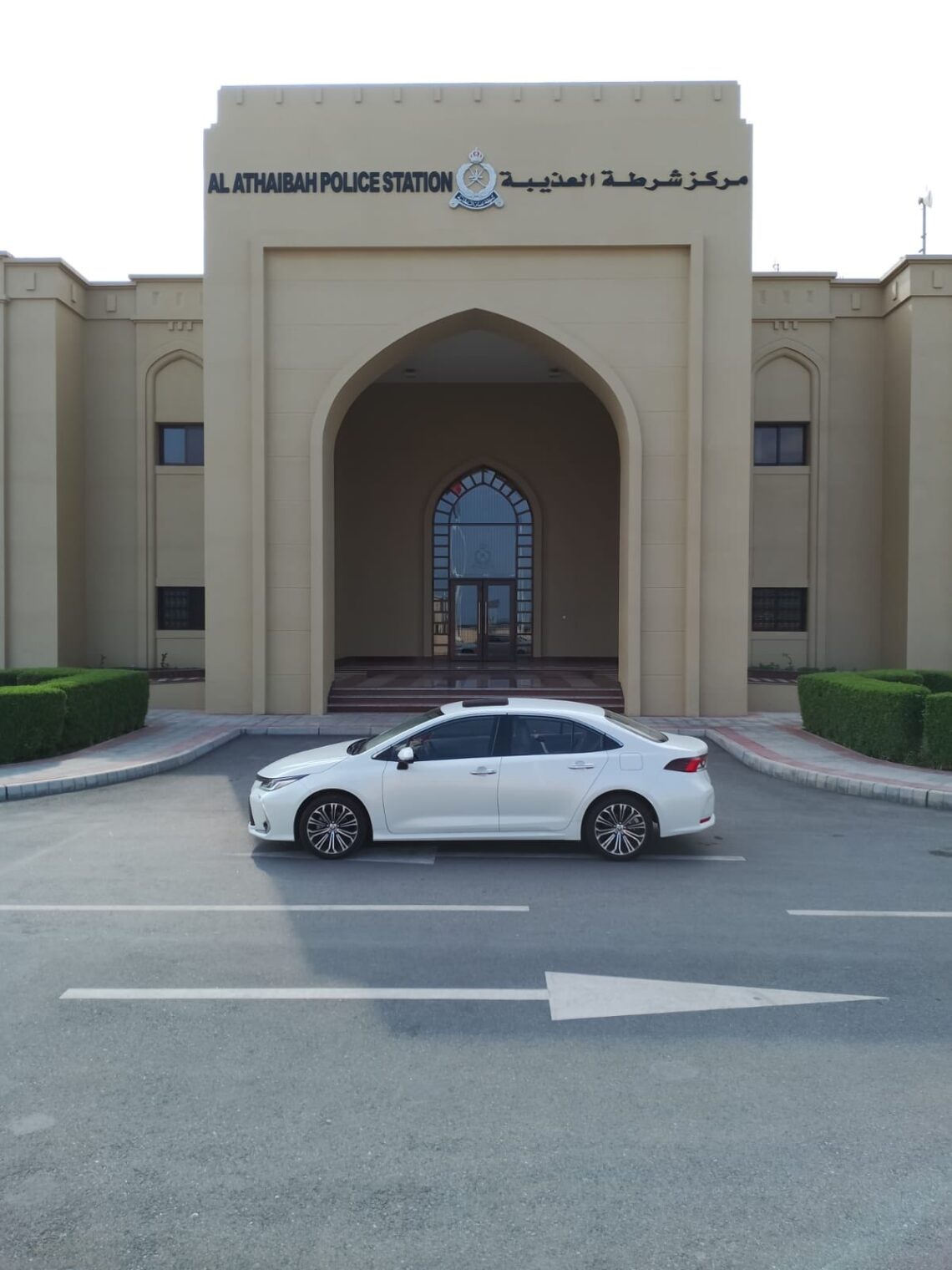 مقطع مرئي أوضح مخالفته.. استيقاف سائق مركبة في مسقط